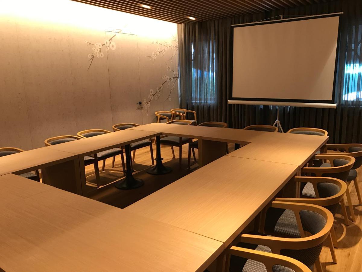 Leon Boutique Hotel Sohum Dış mekan fotoğraf