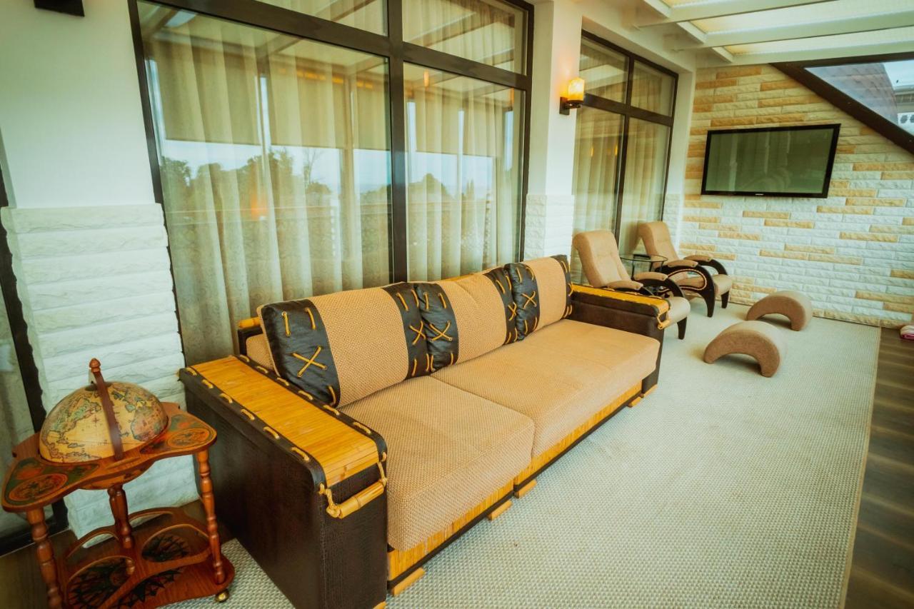 Leon Boutique Hotel Sohum Dış mekan fotoğraf