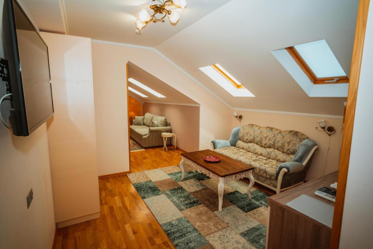 Leon Boutique Hotel Sohum Dış mekan fotoğraf