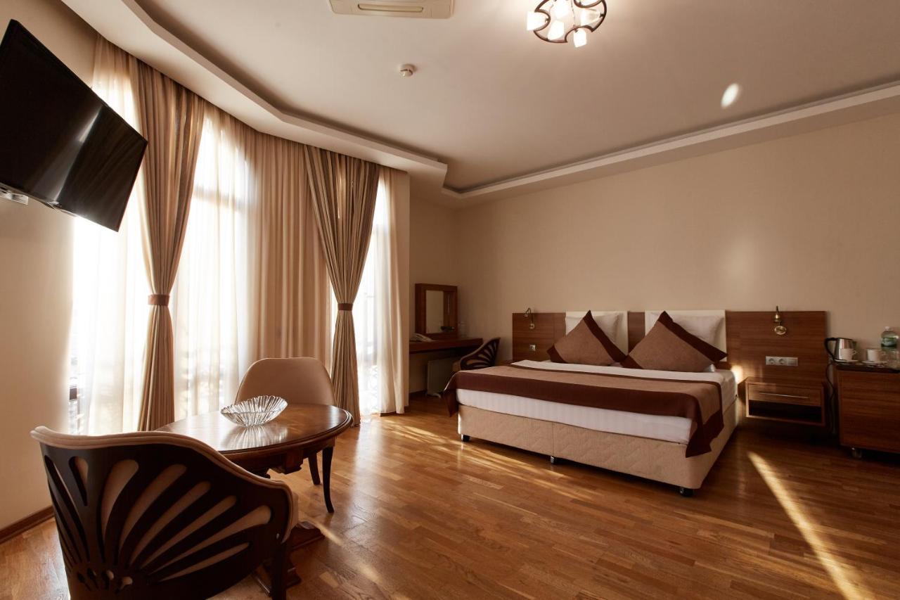 Leon Boutique Hotel Sohum Dış mekan fotoğraf